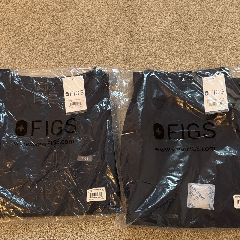Figs Scrub Set